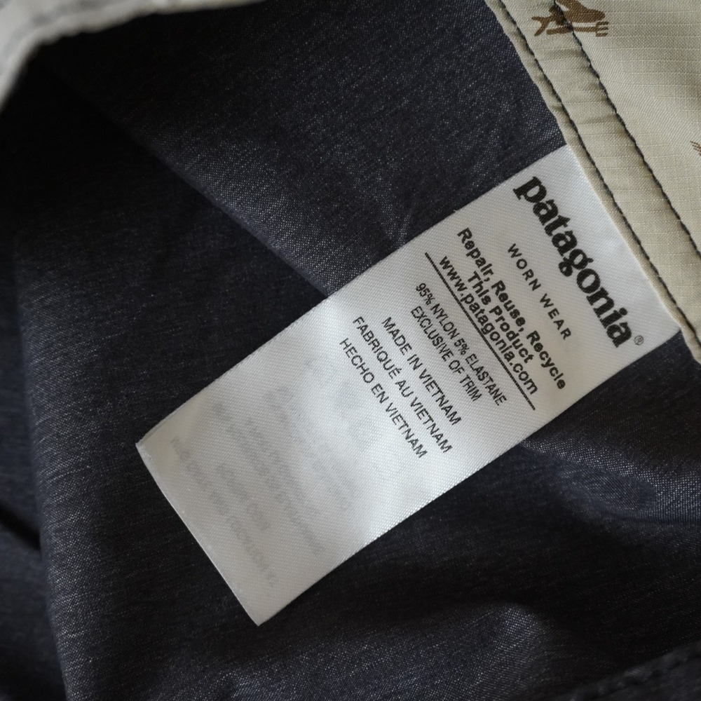 Patagonia Board Shorts 36 Mens Grey Camo Trim Stretch Surf Swim Trunks - Picture 4 of 9